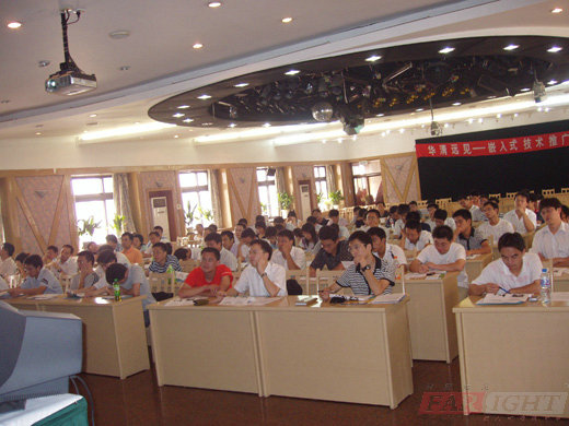 �A���hҊǶ��ʽ��Ӗ�v����Ƭ