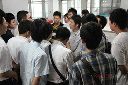 �A���hҊǶ��ʽ��Ӗ���M�v����Ƭ