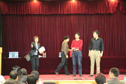 �A���hҊǶ��ʽ��Ӗ���M�v����Ƭ